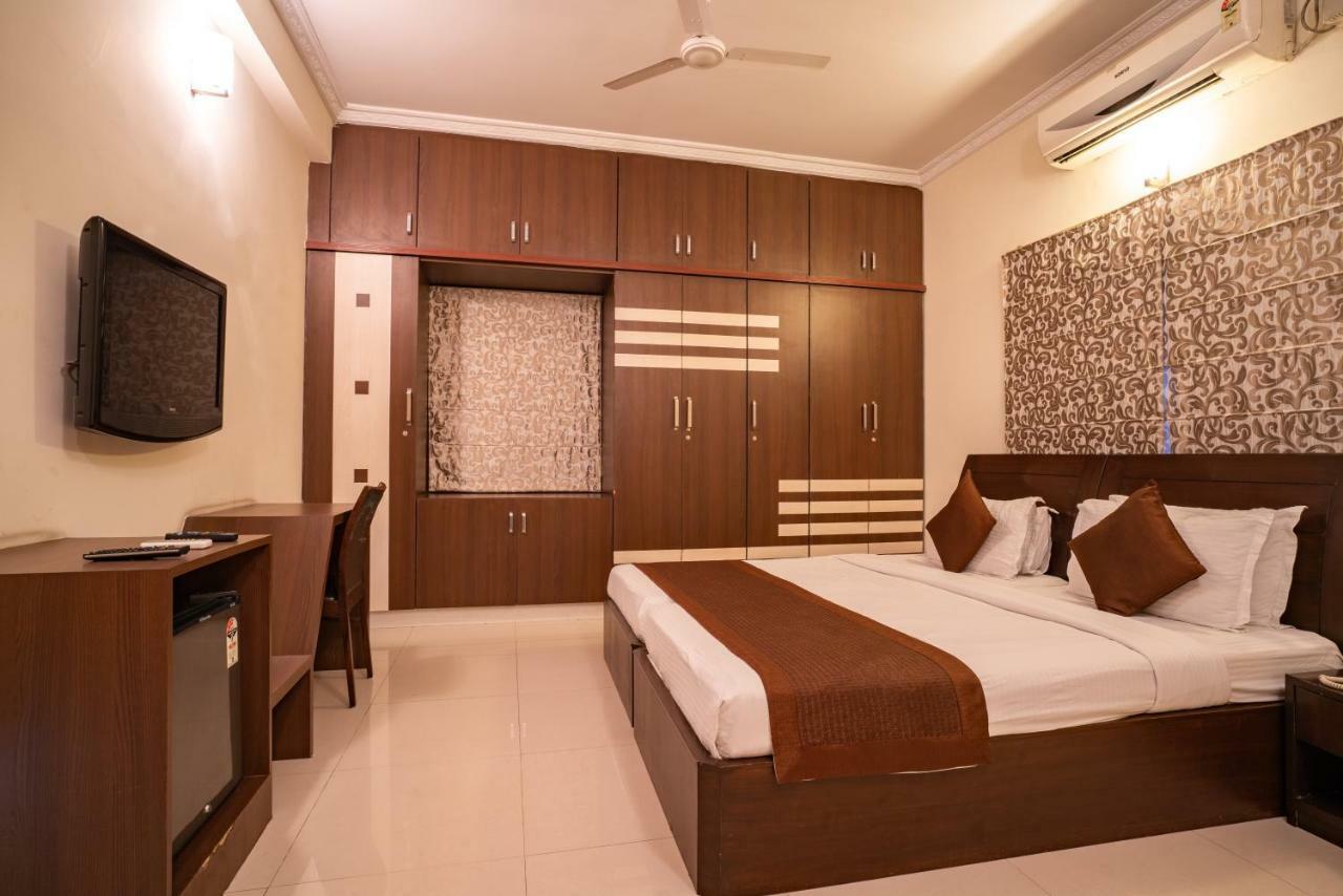 Blueberry Service Apartments Hyderabad Luaran gambar